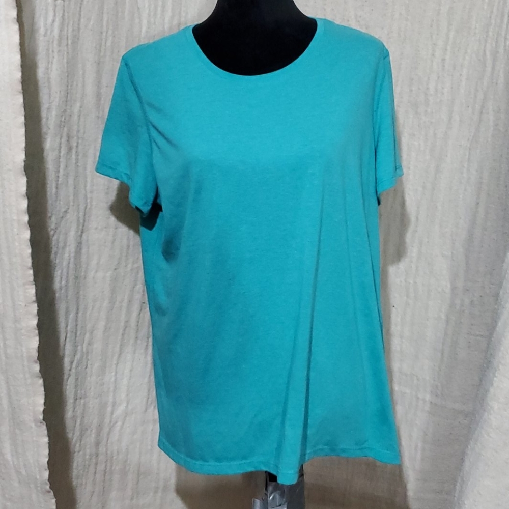 Danskin Now Shirt